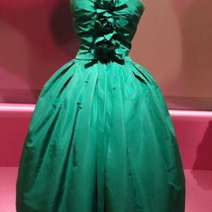 Meet your Posher, Taryn